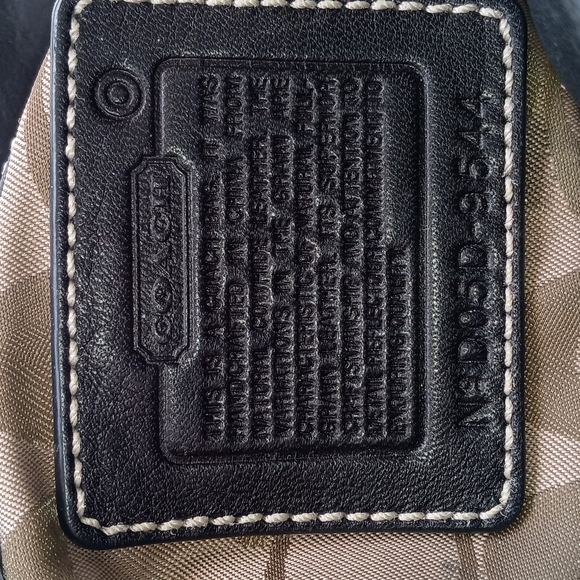 COACK BLACK LEATHER PURSE /HANDBAG - Picture 6 of 7